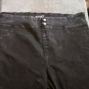 Jeggings fading black color brand new never worn